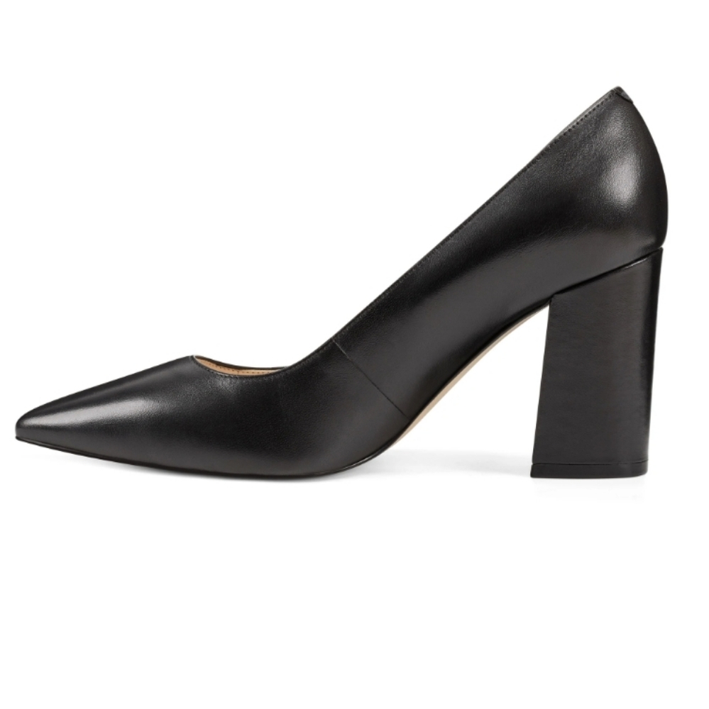 Black nine west chunk heels
